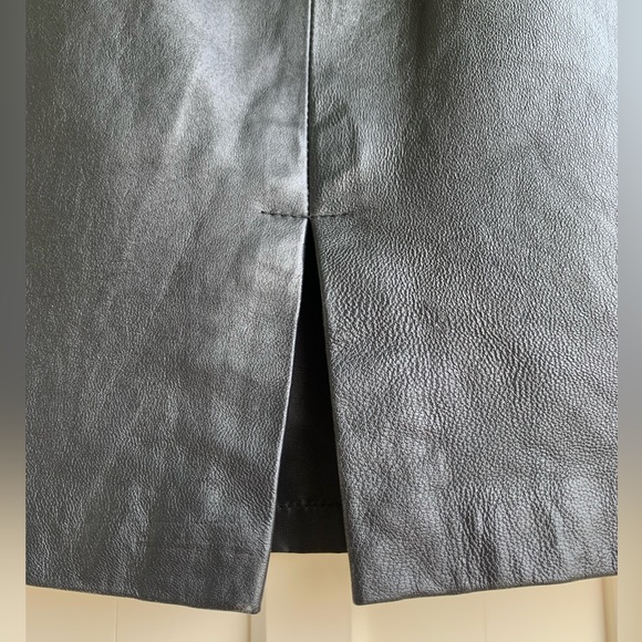 Genuine Leather Skirt - Picture 5 of 7
